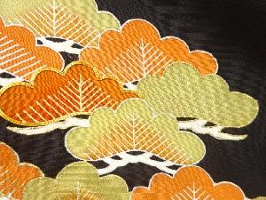 アンティーク　笠松模様刺繍留袖(比翼付き)